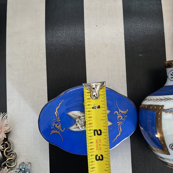 •VINTAGE FRENCH BLUE BOUDOIR PARISIAN BEDSIDE DECOR TRINKET DISH• - Picture 15 of 15